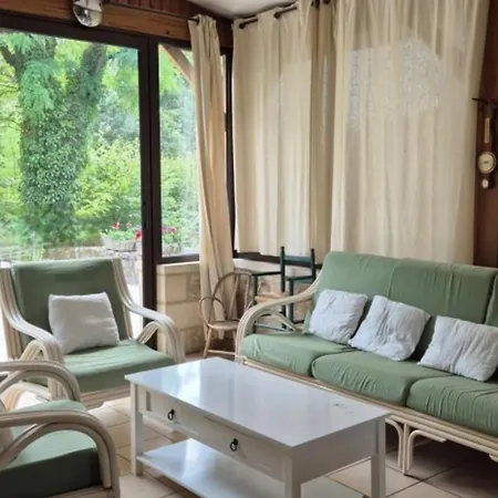 Ma Maison De Famille En Quercy Avec Piscine 펜션 *